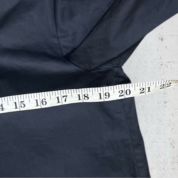 Tibi Tech Poplin Snap Top Back Cutout Colorblock Cuffs Navy Size 4 Sporty Preppy - Picture 10 of 15